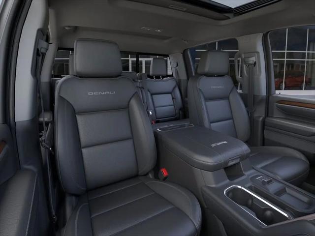 2025 GMC Sierra 2500HD 4WD Crew Cab Standard Bed Denali