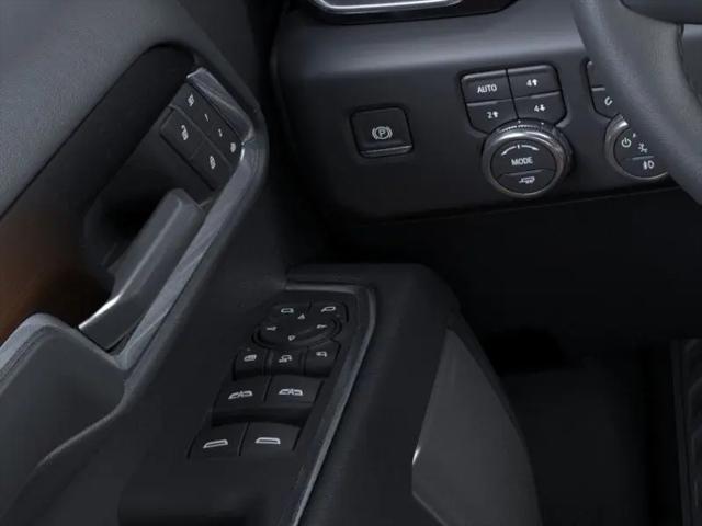 2025 GMC Sierra 2500HD 4WD Crew Cab Standard Bed Denali