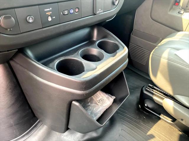 2020 Chevrolet Express Cargo Van RWD 2500 Regular Wheelbase WT