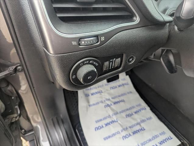 Used 2019 Jeep Cherokee For Sale in Jackson, MI