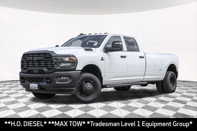 2025 RAM Ram 3500 RAM 3500 TRADESMAN CREW CAB 4X4 8 BOX