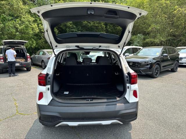 2023 Kia Seltos LX