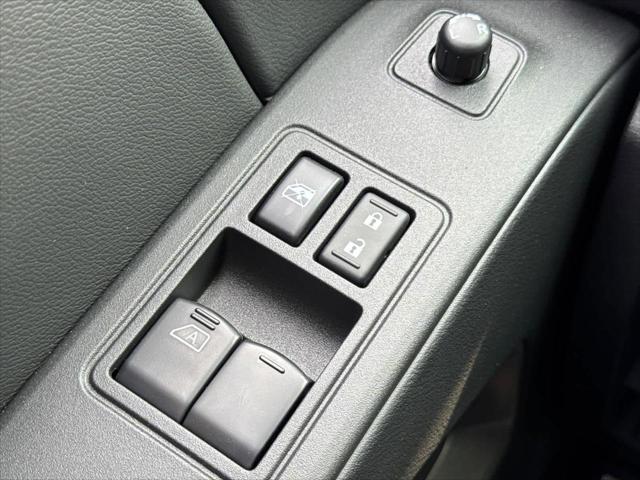 2025 Nissan Frontier King Cab SV 4x4