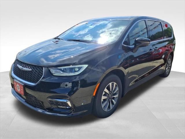 2025 Chrysler Pacifica Hybrid PACIFICA PLUG-IN HYBRID SELECT