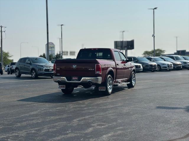 2017 RAM 1500 Laramie Crew Cab 4x4 57 Box