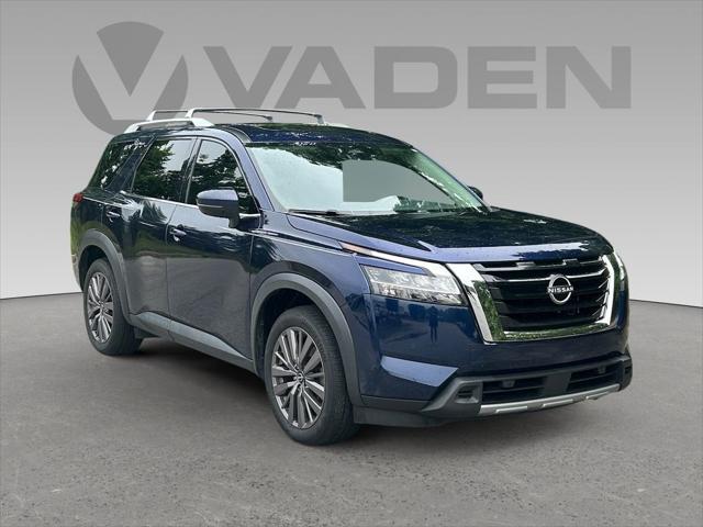 2023 Nissan Pathfinder SL FWD