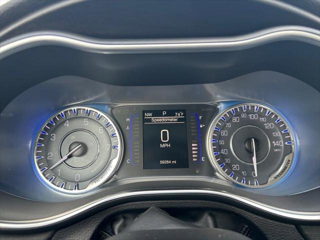 2017 Chrysler 200 Limited Platinum