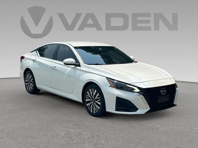 2023 Nissan Altima SV FWD