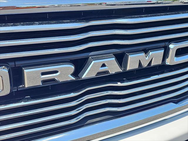 2024 RAM 2500 Laramie Crew Cab 4x4 64 Box