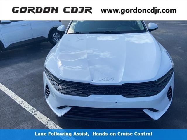 2022 Kia K5 LX 2022 Kia K5 LX