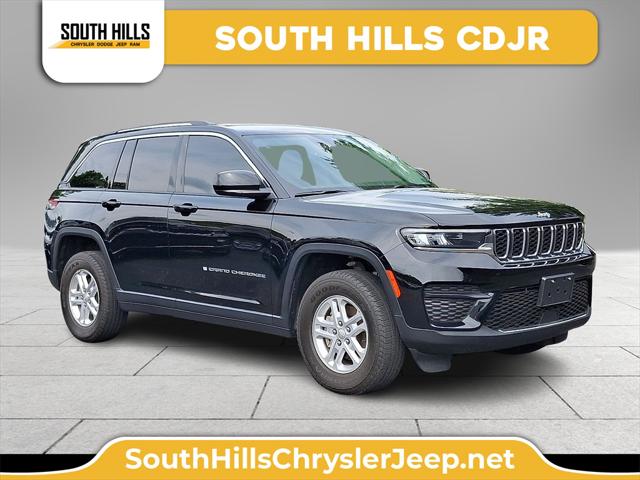 2023 Jeep Grand Cherokee Laredo 4x4