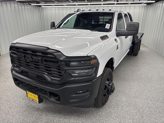 2025 RAM Ram 3500 Chassis Cab RAM 3500 TRADESMAN CREW CAB CHASSIS 4X4 60 CA