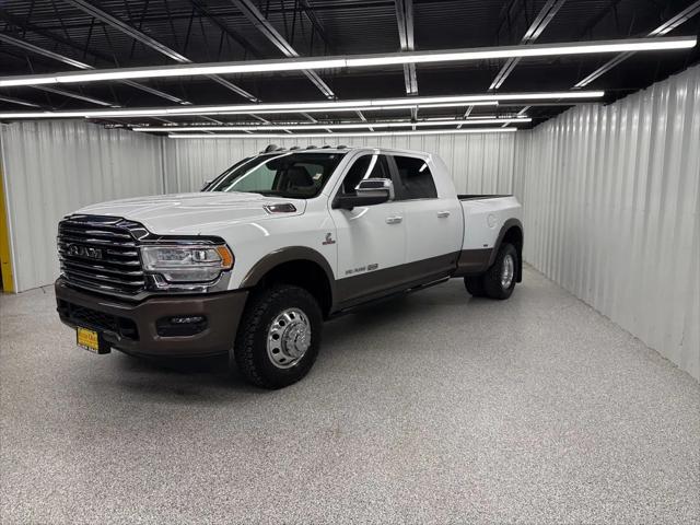 2022 RAM 3500 Limited Longhorn Mega Cab 4x4 64 Box