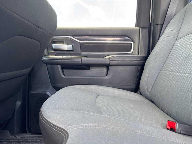 2024 Ram 3500 Big Horn Crew Cab 4x4 6'4" Box