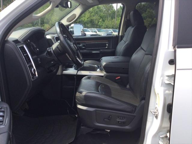 2018 RAM 2500 Laramie Crew Cab 4x4 64 Box 2018 RAM 2500 Laramie Crew Cab 4x4 64 Box