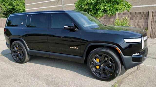Used 2023 Rivian R1S Adventure with VIN 7PDSGABA7PN004570 for sale in Waterford, MI