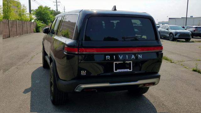 Used 2023 Rivian R1S For Sale in Waterford Twp, MI