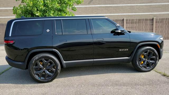 Used 2023 Rivian R1S For Sale in Waterford Twp, MI