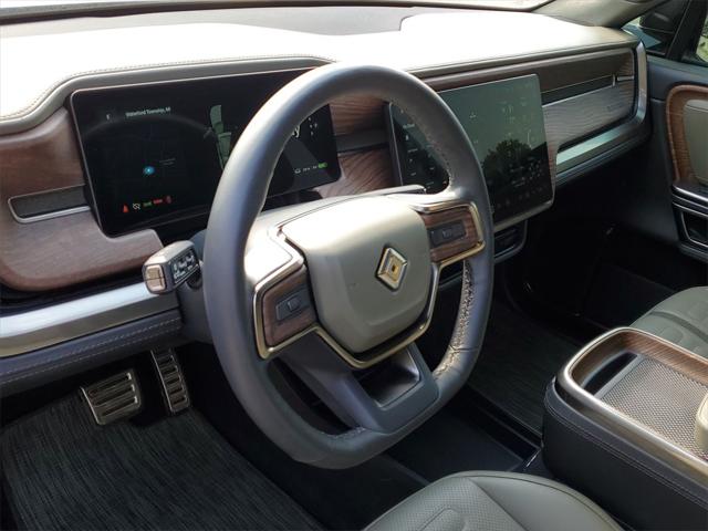 Used 2023 Rivian R1S For Sale in Waterford Twp, MI