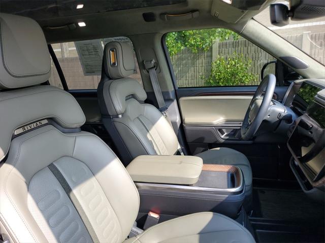 Used 2023 Rivian R1S For Sale in Waterford Twp, MI
