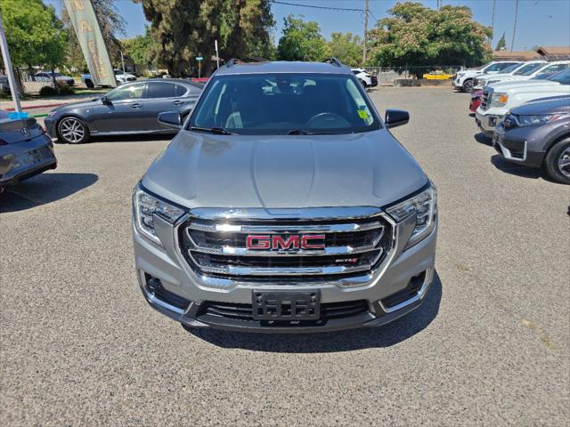 2023 GMC Terrain AWD AT4