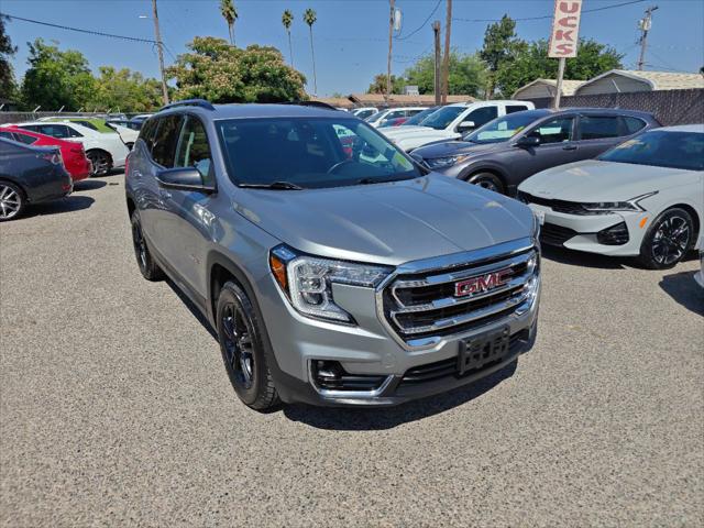 2023 GMC Terrain AWD AT4