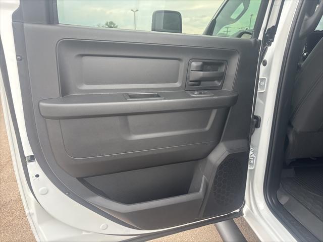 2025 Ram 3500 Tradesman Crew Cab 4x4 8' Box