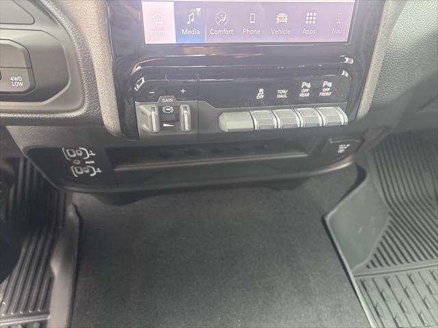 2025 Ram 3500 Tradesman Crew Cab 4x4 8' Box