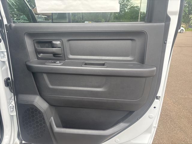 2025 Ram 3500 Tradesman Crew Cab 4x4 8' Box