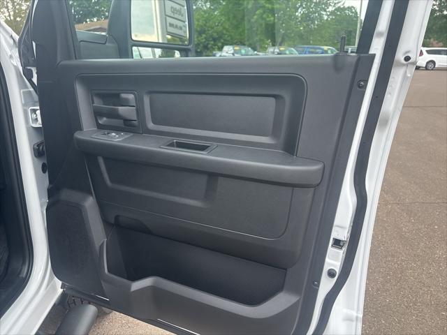 2025 Ram 3500 Tradesman Crew Cab 4x4 8' Box