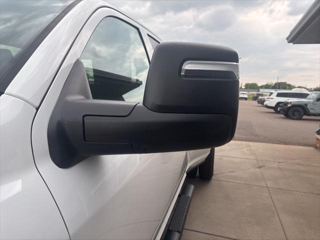 2025 Ram 3500 Tradesman Crew Cab 4x4 8' Box
