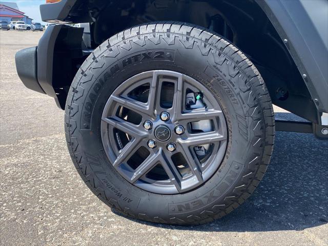 2025 Jeep Wrangler 4-Door Summit 4x4