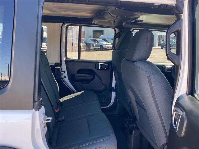 2025 Jeep Wrangler 4-Door Summit 4x4
