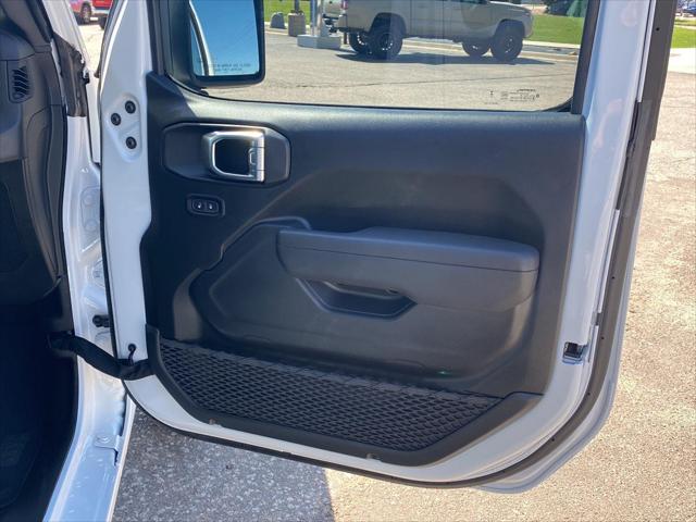 2025 Jeep Wrangler 4-Door Summit 4x4