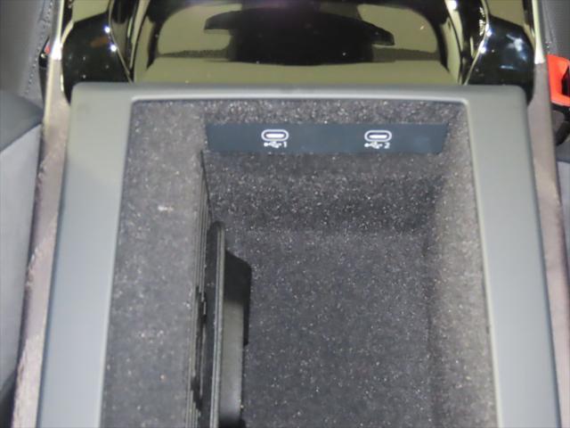 2025 Audi A8 L 55 TFSI quattro Tiptronic