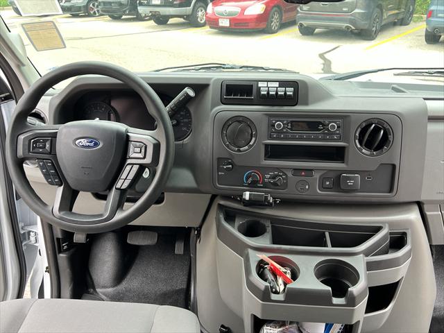2026 Ford E-350 Cutaway Base