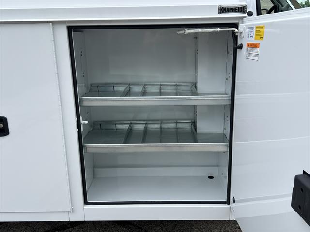 2026 Ford E-350 Cutaway Base