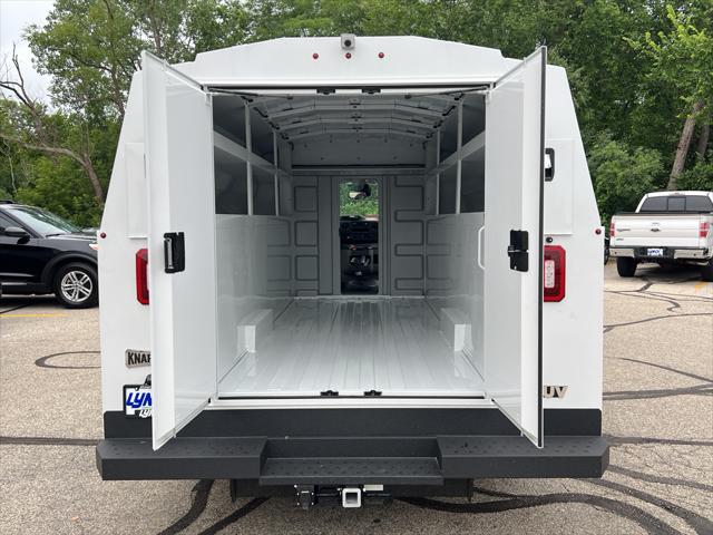 2026 Ford E-350 Cutaway Base