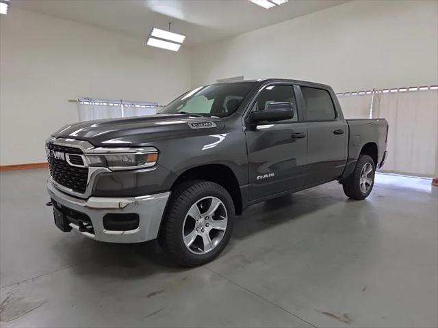 2026 Ram 1500 Tradesman Crew Cab 4x4 5'7" Box