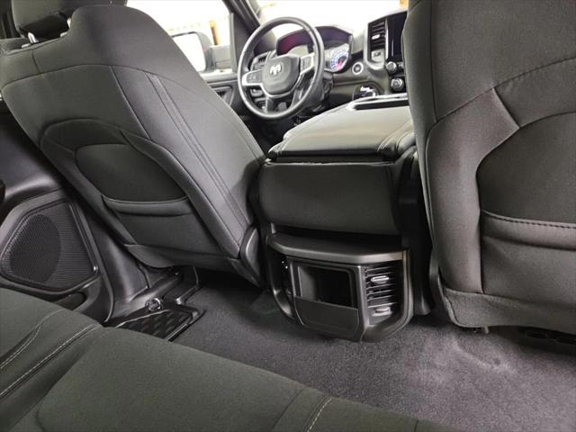 2026 Ram 1500 Tradesman Crew Cab 4x4 5'7" Box