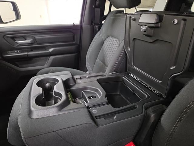 2026 Ram 1500 Tradesman Crew Cab 4x4 5'7" Box