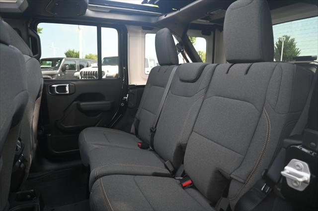 2025 Jeep Wrangler 4-Door Summit 4x4