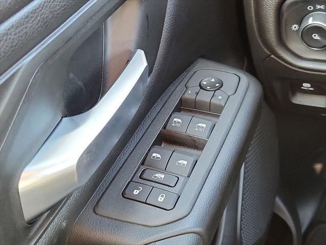 2026 Ram 1500 Tradesman Crew Cab 4x4 5'7" Box