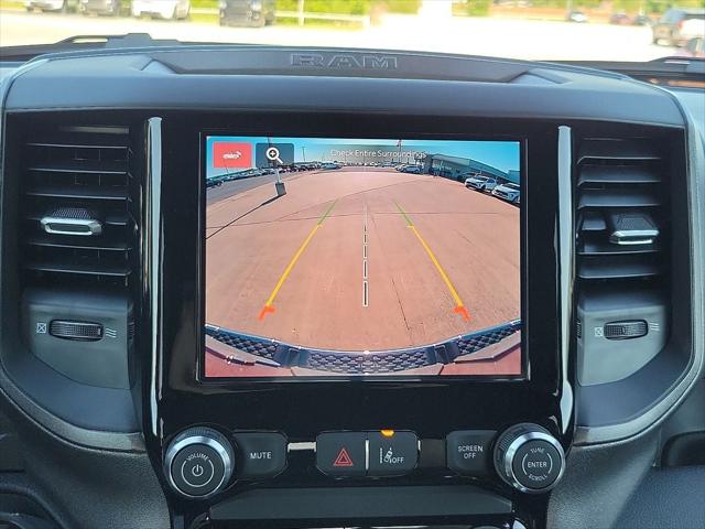 2026 Ram 1500 Tradesman Crew Cab 4x4 5'7" Box
