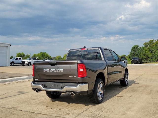 2026 Ram 1500 Tradesman Crew Cab 4x4 5'7" Box