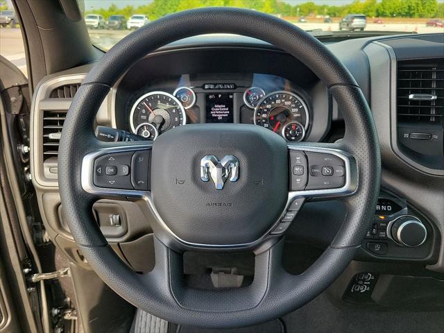 2026 Ram 1500 Tradesman Crew Cab 4x4 5'7" Box