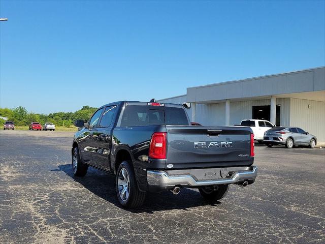 2026 Ram 1500 Tradesman Crew Cab 4x4 5'7" Box