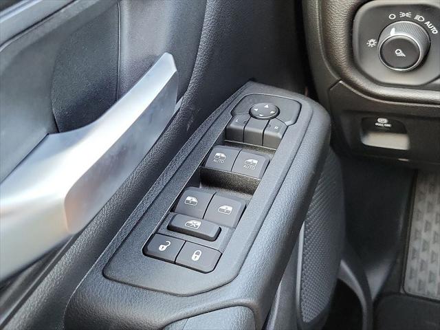 2026 Ram 1500 Tradesman Crew Cab 4x4 5'7" Box