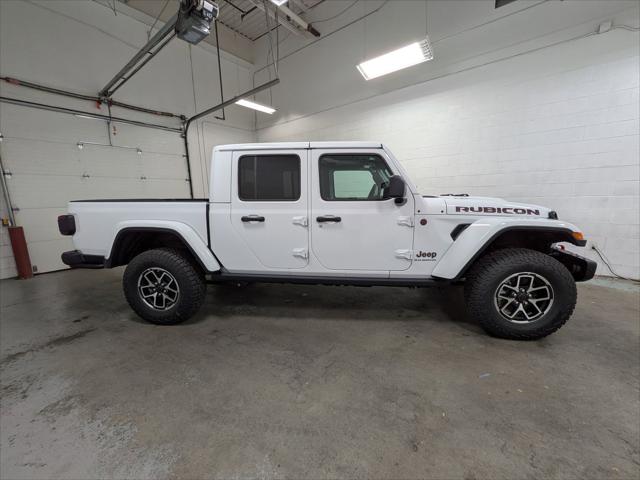 2025 Jeep Gladiator GLADIATOR RUBICON X 4X4