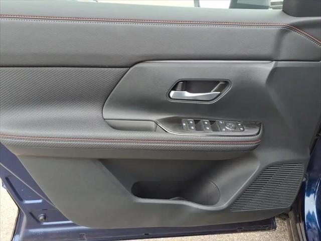 2025 Nissan Kicks SR Intelligent AWD